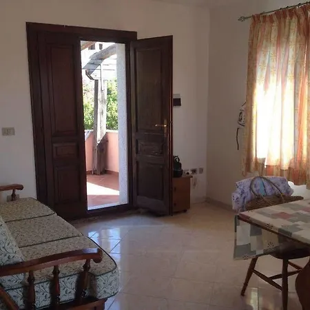 E Apartment Budoni