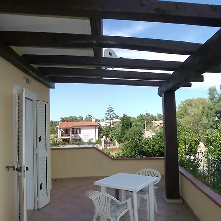 E Apartment